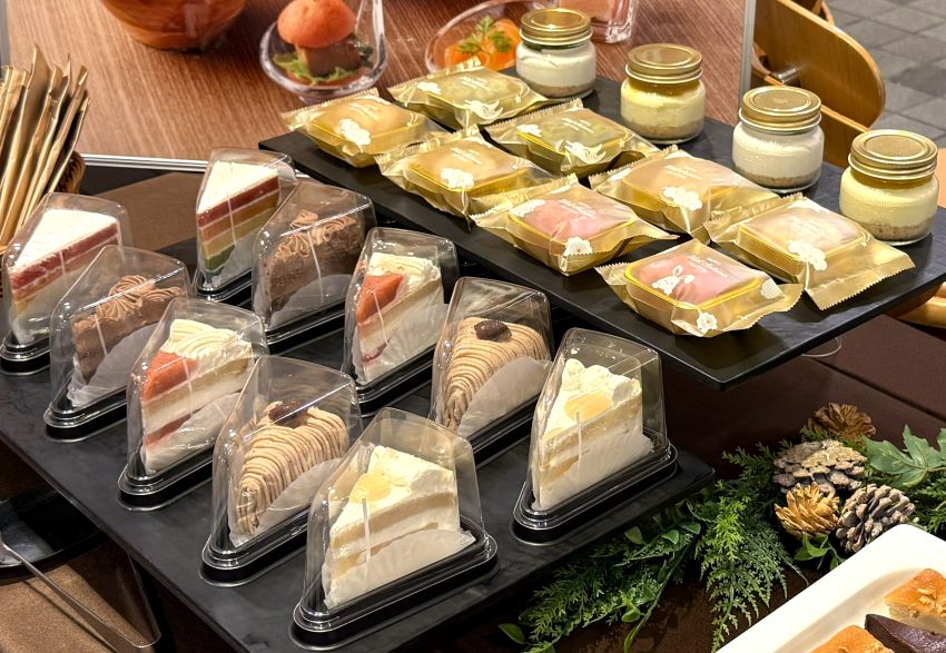 ヴィーガン＆グルテンフリーのケーキや月餅も_ダイナックのヴィーガンビュッフェ