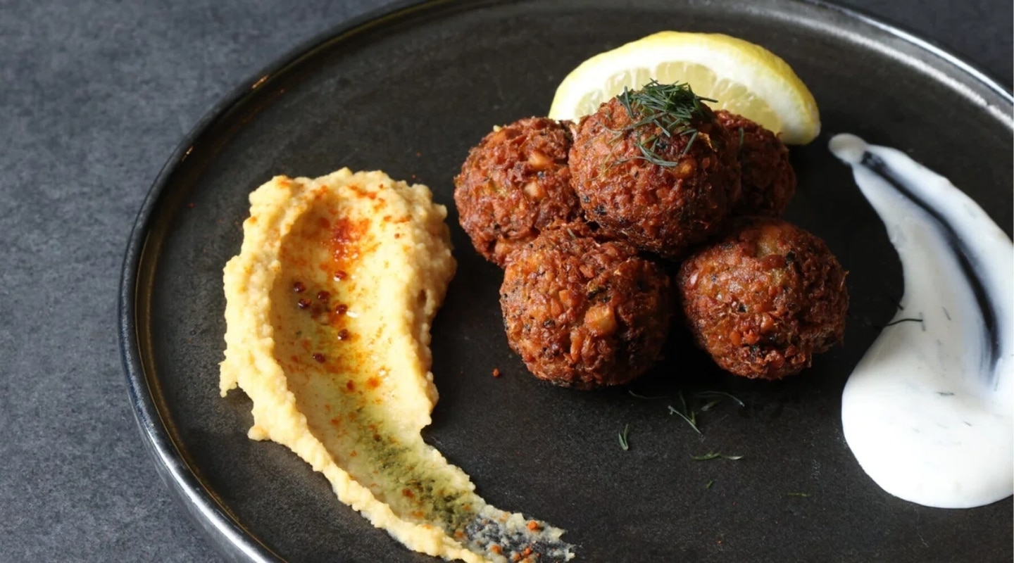 ファラフェルとソース